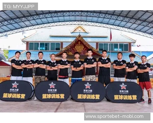 克里斯蒂全力参与训练营提升球队默契为新赛季做好充分准备