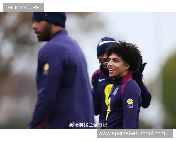 曼城祝福里科刘易斯21岁生日快乐103场比赛收获7冠荣耀